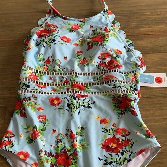 CUPSHE one piece swimsuit. Size medium. - Picture 2 of 3